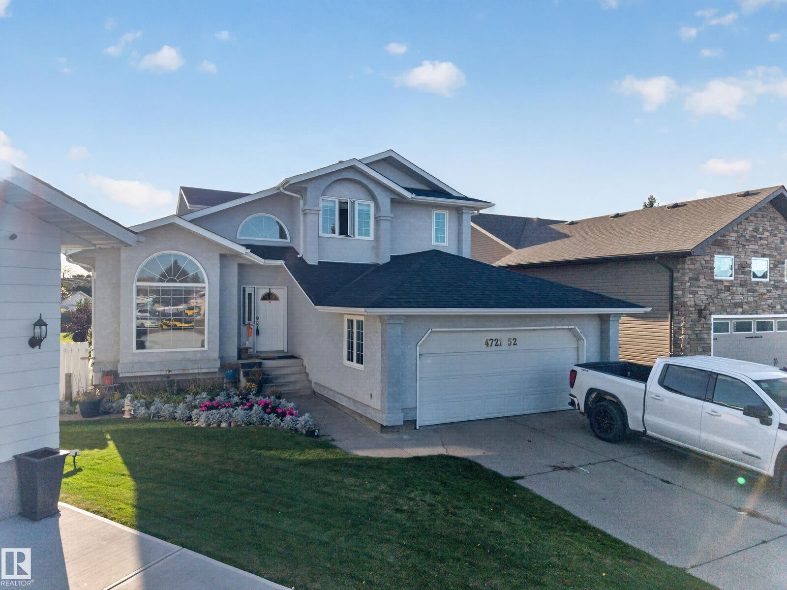 Property Photo:  4721 52 Avenue  AB T0C 0V0 
