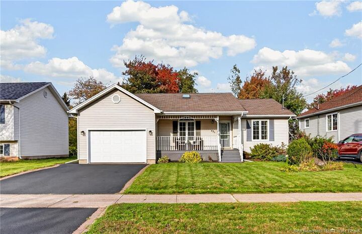Property Photo:  321 Twin Oaks Drive  NB E1G 4W7 