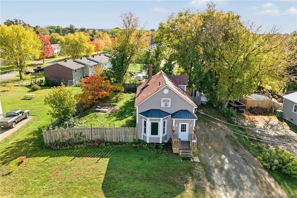 Property Photo:  272 Hughes Street  NB E3A 2W3 