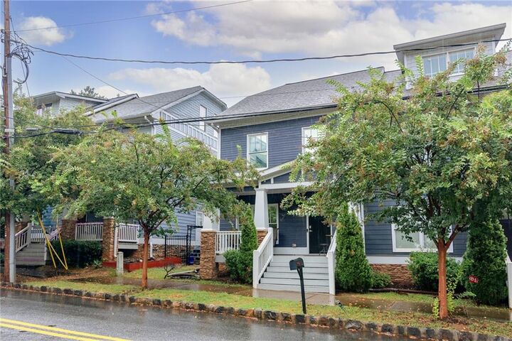Property Photo:  623 Chestnut Street  GA 30354 