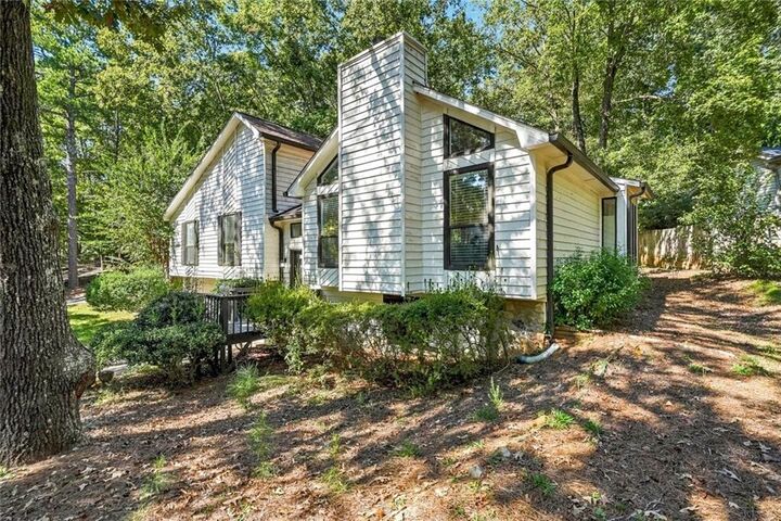 Property Photo:  8555 Colony Club Drive  GA 30022 