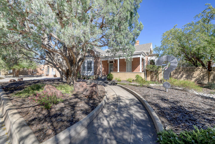Property Photo: 909 Copper Avenue NW NM 87102