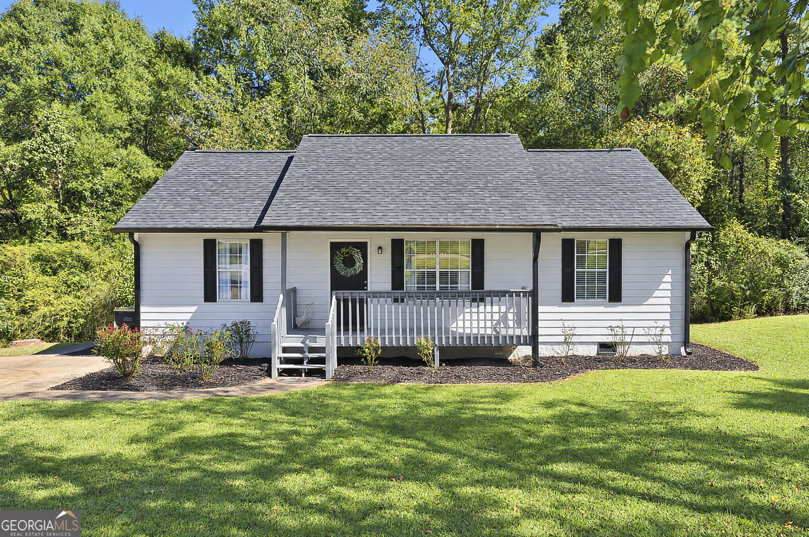 Property Photo:  200 Prestigious Place  GA 30276 