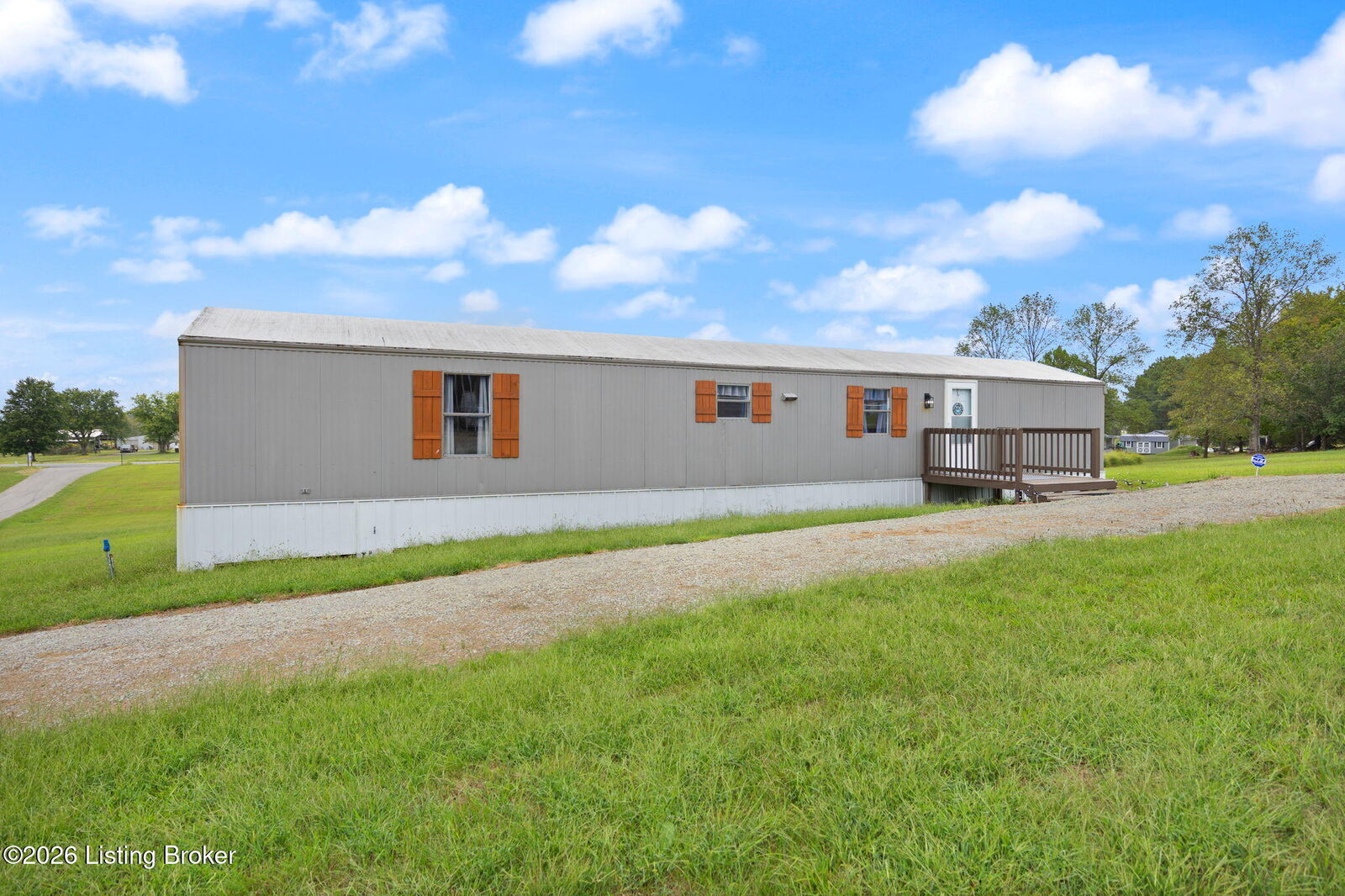 Property Photo:  821 Foxwood Cir  KY 42754 