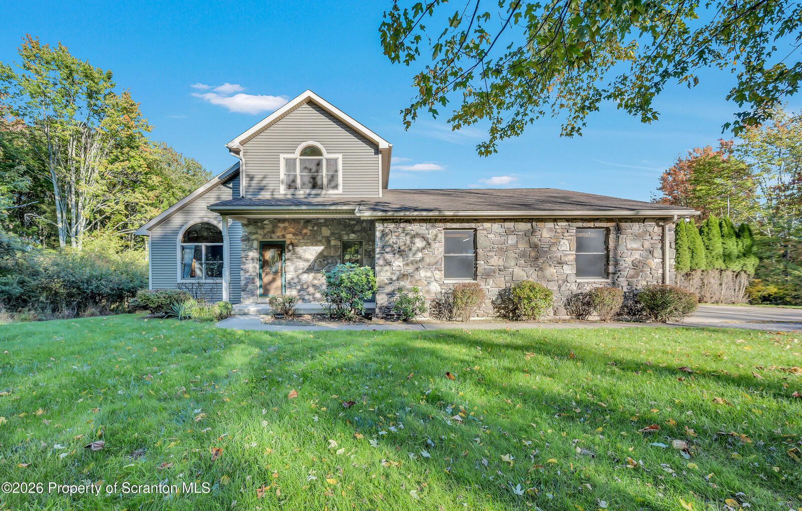 Property Photo: 117 Hilltop Road PA 18471