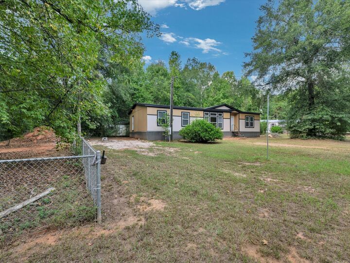 Property Photo:  1817 County Road 392  TX 75961 