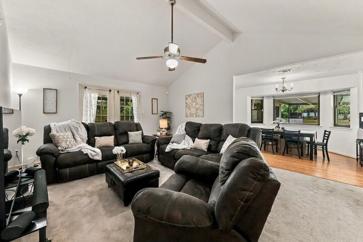 Property Photo: 1325 County Road 347 N TX 77327