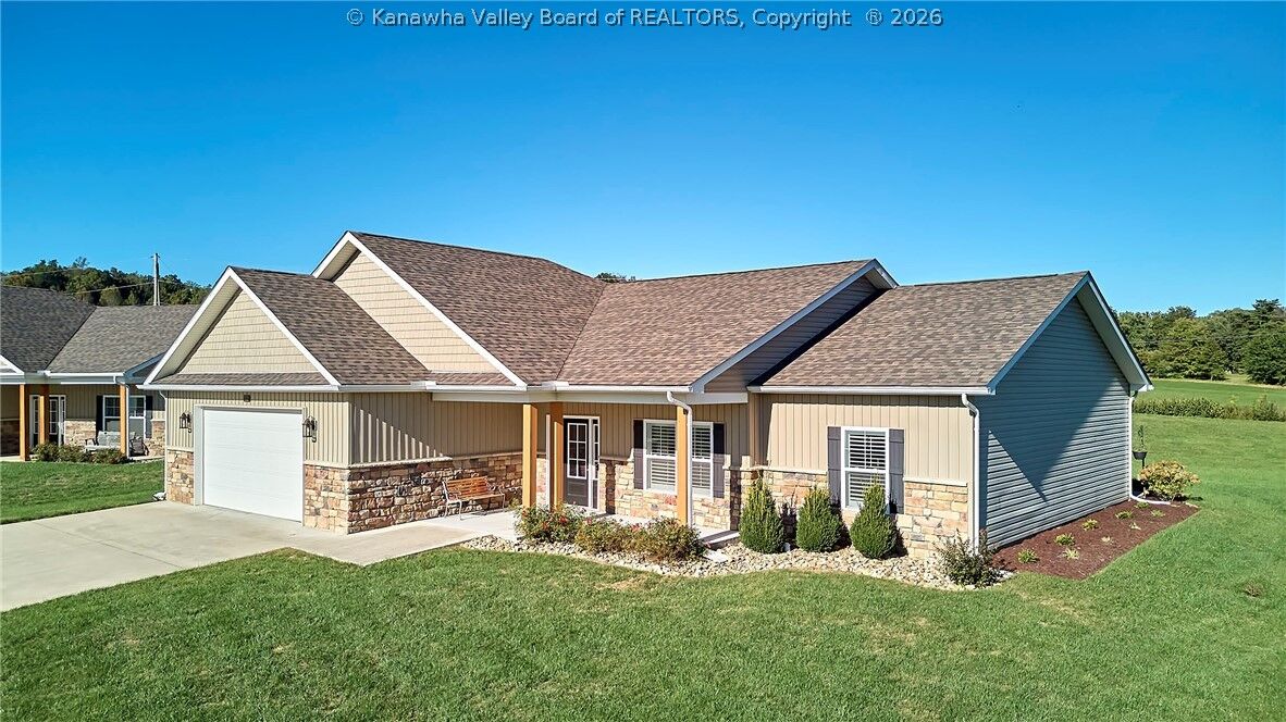 Property Photo:  32 Loraine Way  WV 25526 