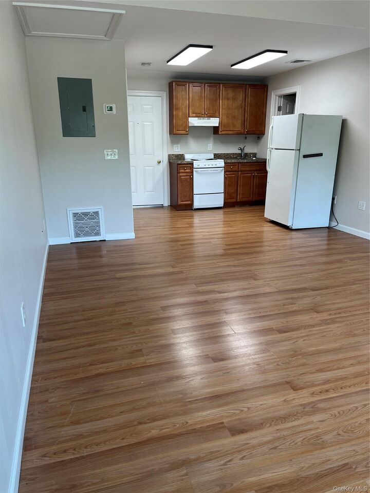 Property Photo:  2064 Main E  NY 10567 