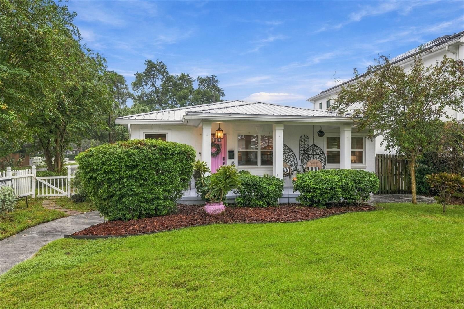 Property Photo:  4200 W Empedrado Street  FL 33629 