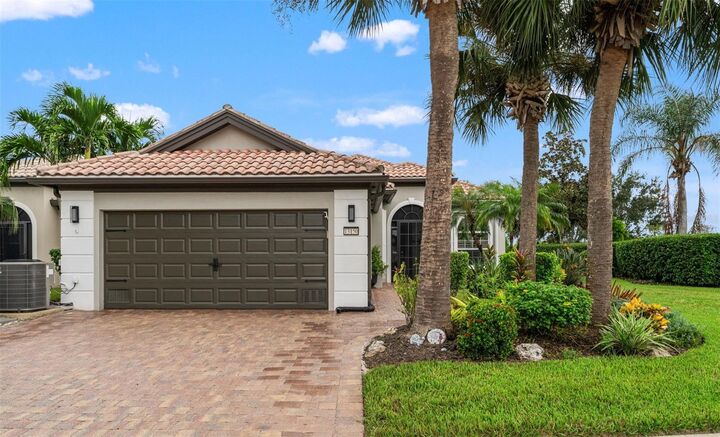 Property Photo: 13150 Guyana Street FL 34293