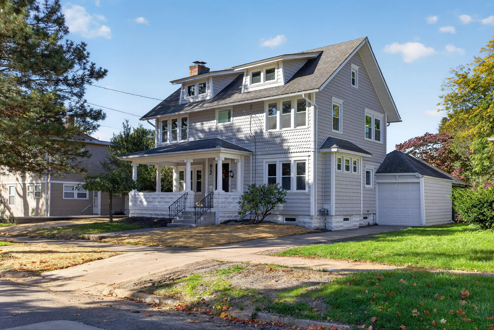 Property Photo:  912 2nd Street  MI 49203 