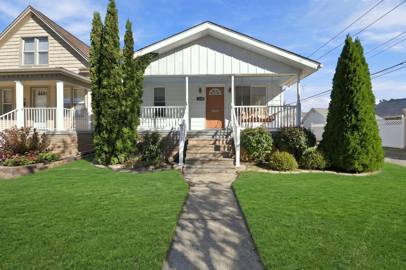 Property Photo:  1228 Poplar Street  MI 48192 