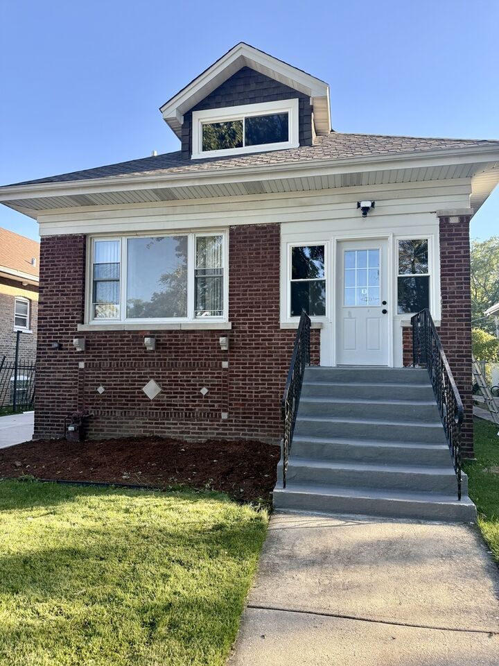 Property Photo:  1413 W 97th Street  IL 60643 