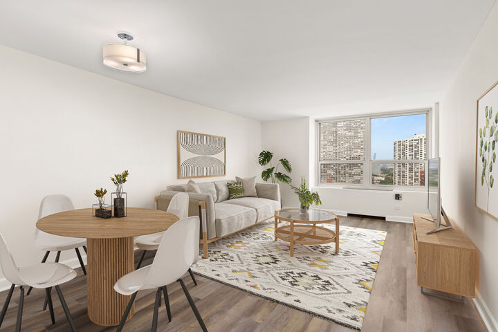 Property Photo:  720 W Gordon Terrace 18B  IL 60613 
