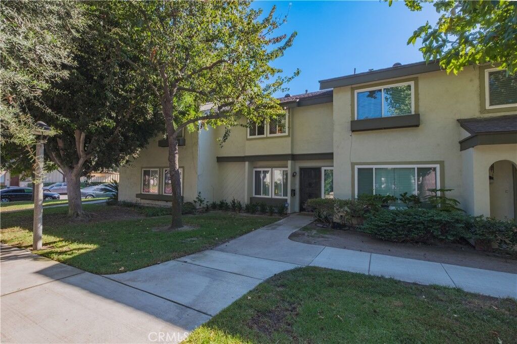 Property Photo: 9567 Karmont Avenue CA 90280
