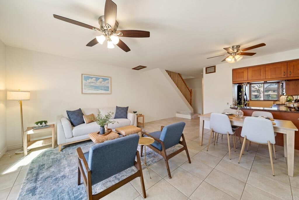 Property Photo:  542 Beverly Place  CA 92078 