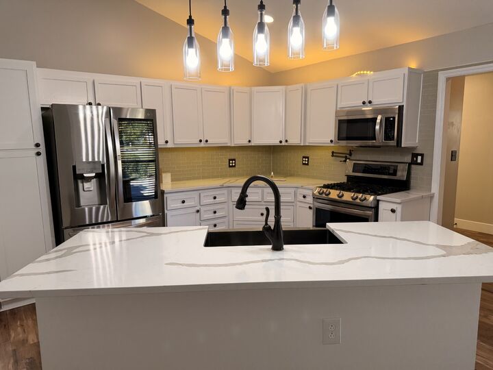 Property Photo:  131 Vannoak Dr  TN 37043 