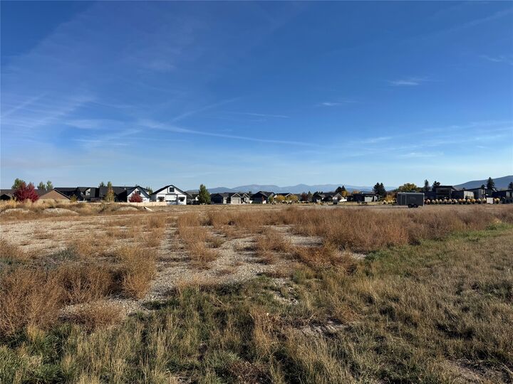 Property Photo:  1220 Echelon Place  MT 59602 