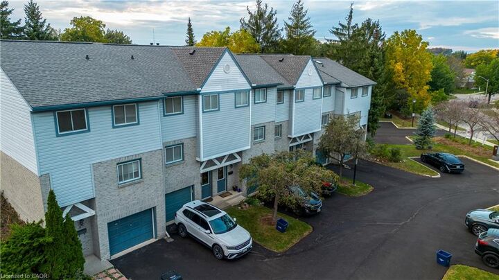 Property Photo:  589 Beechwood Drive 42  ON N2T 2K9 