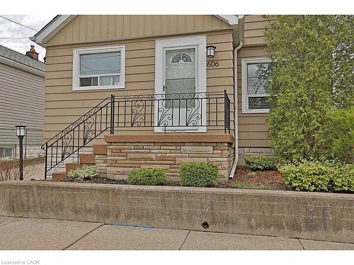 Property Photo:  606 Brucedale Avenue E Upper Lvl  ON L8V 1P5 