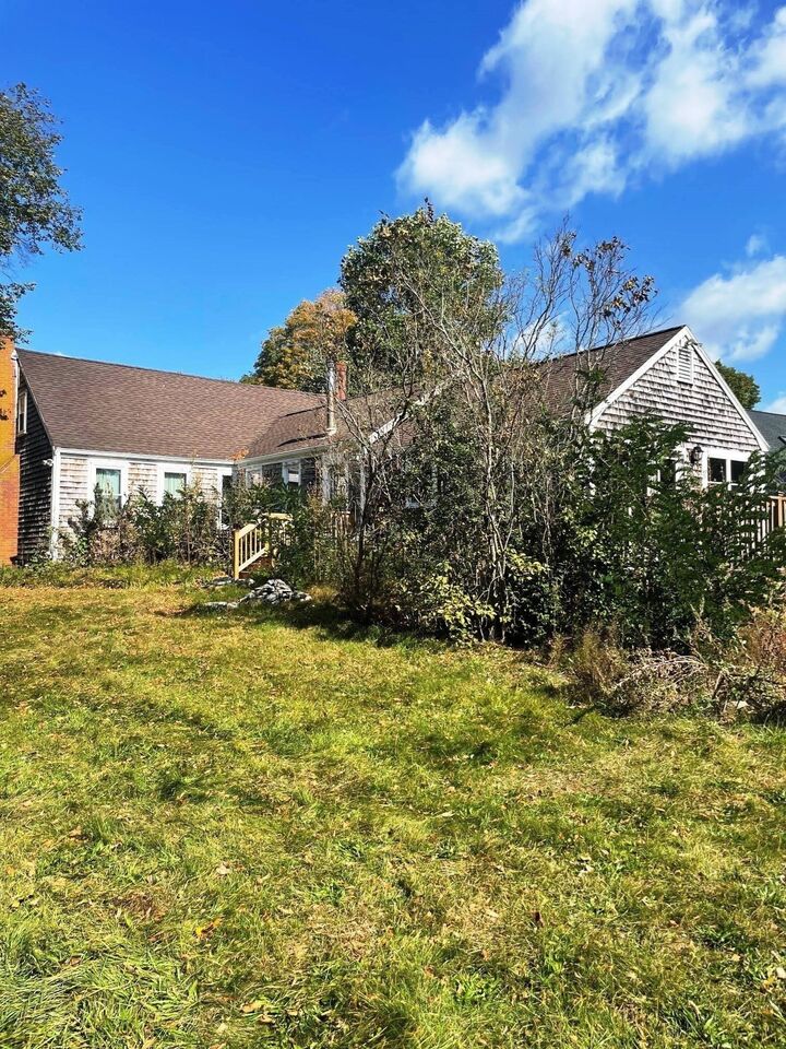 Property Photo:  1118 Pleasant St  MA 02324 