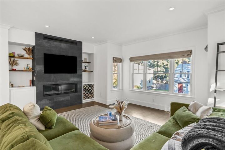 Property Photo:  65 Ashland St 2  MA 02122 