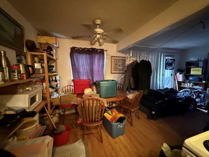 Property Photo:  4904 54 Street 202  AB T4N 2G8 
