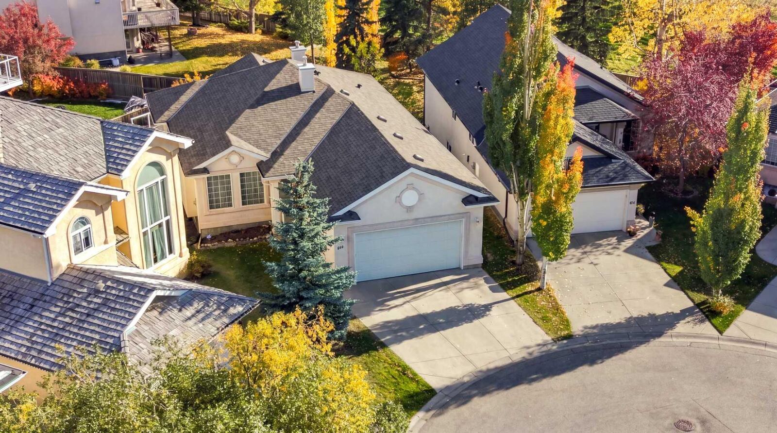 Property Photo: 614 Sierra Madre Court SW AB T3H 3M5