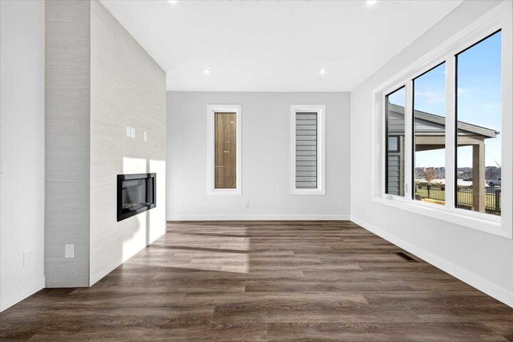Property Photo: 30 Harbour Way AB T3Z 0K1