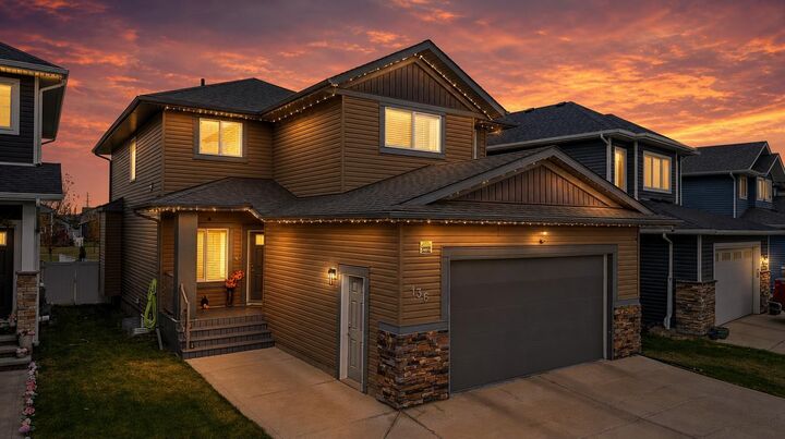 Property Photo: 136 Van Slyke Way AB T4R 0N5