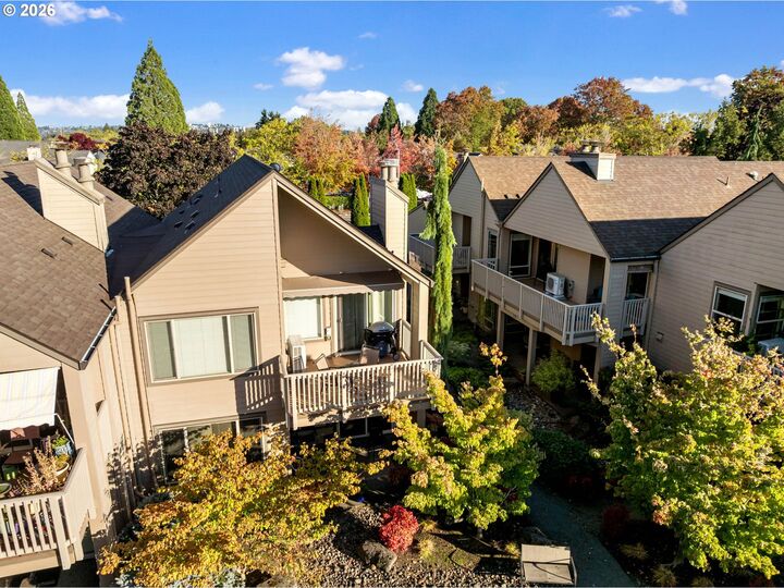 Property Photo:  2306 SE Baypoint Dr U99  WA 98683 
