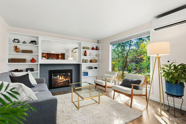 Property Photo:  3604 SW Thistle Street  WA 98126 