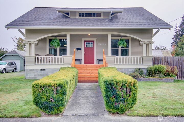 Property Photo: 1508 Douglas Street WA 98273