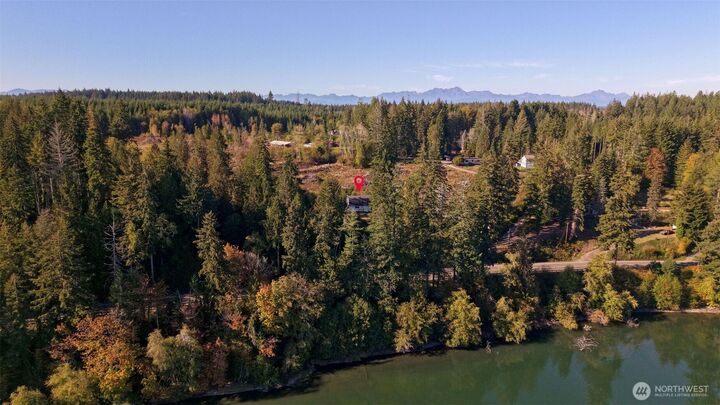 Property Photo: 1671 E State Route 3 WA 98584