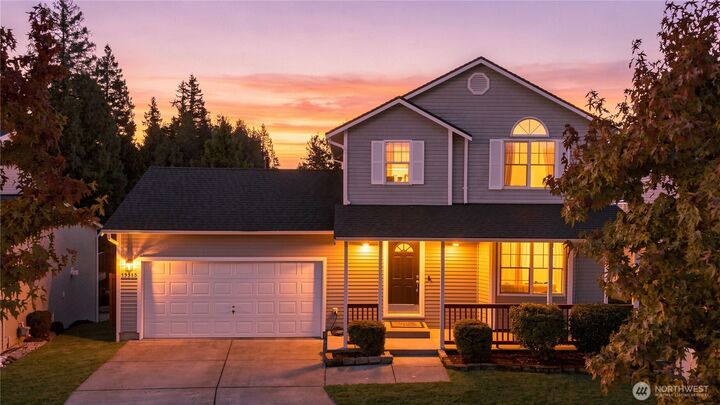 Property Photo:  19315  8th Ave  W  WA 98036 