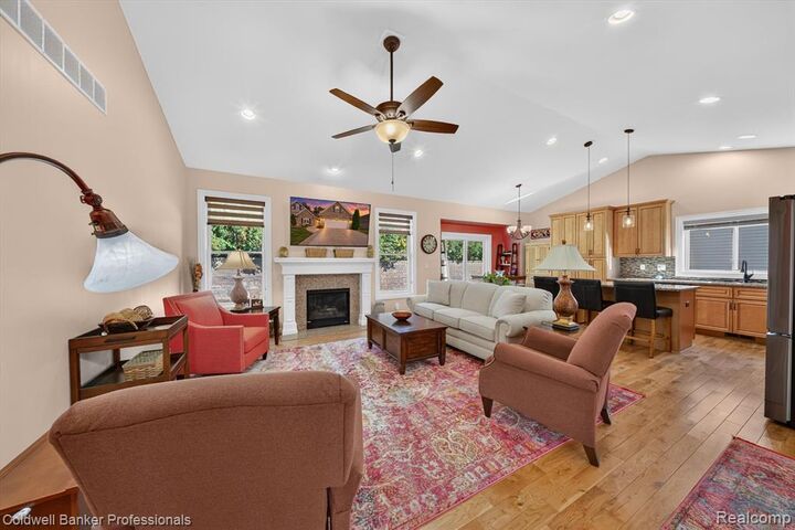 Property Photo:  12270 Worthington Court  MI 48439 