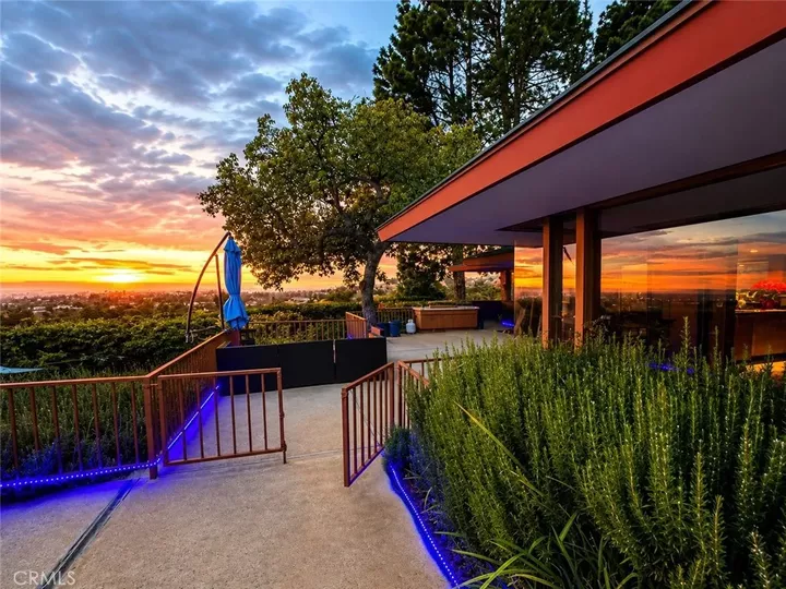 Property Photo:  540 Reposado Drive  CA 90631 