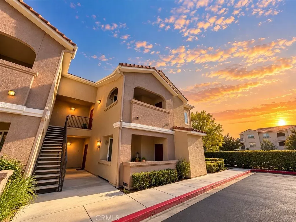 Property Photo:  41410 Juniper Street 2624  CA 92562 