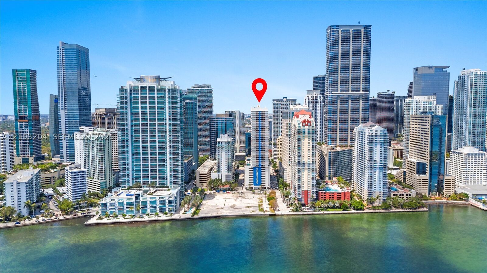Property Photo:  1200 Brickell Bay Dr Ph 4218  FL 33131 