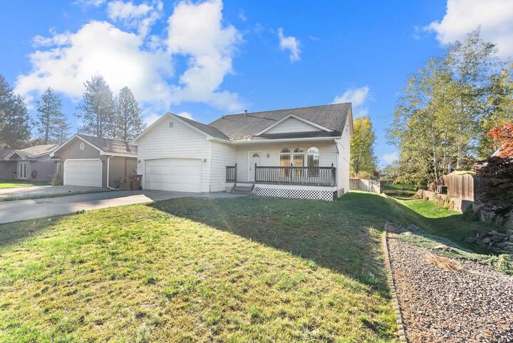 Property Photo:  3512 E 50th Ave  WA 99223 