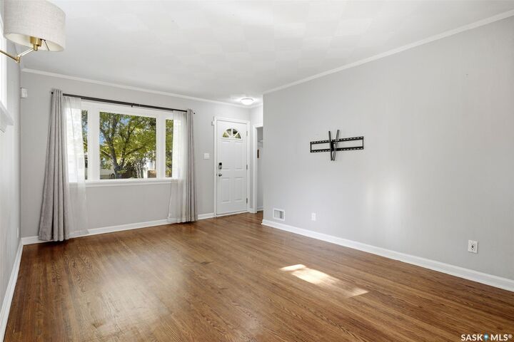 Property Photo:  2751 Mackay Street  SK S4N 2T8 