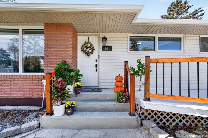 Property Photo:  144 Orchard Crescent  SK S4S 5B6 