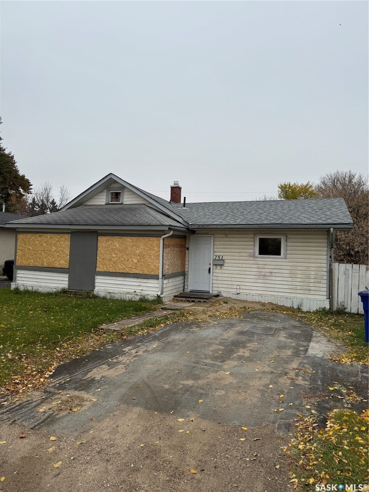 Photo de la propriété: 751 17th Street W SK S6V 3Y2