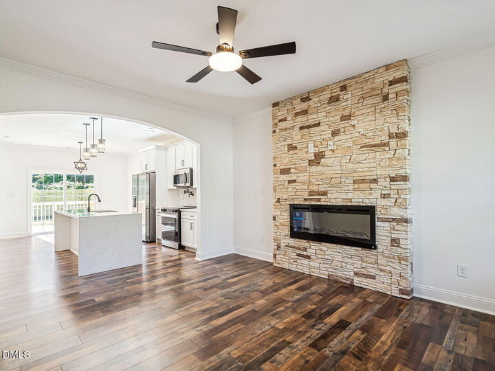 Property Photo:  391 S Stephens Street  NC 28387 