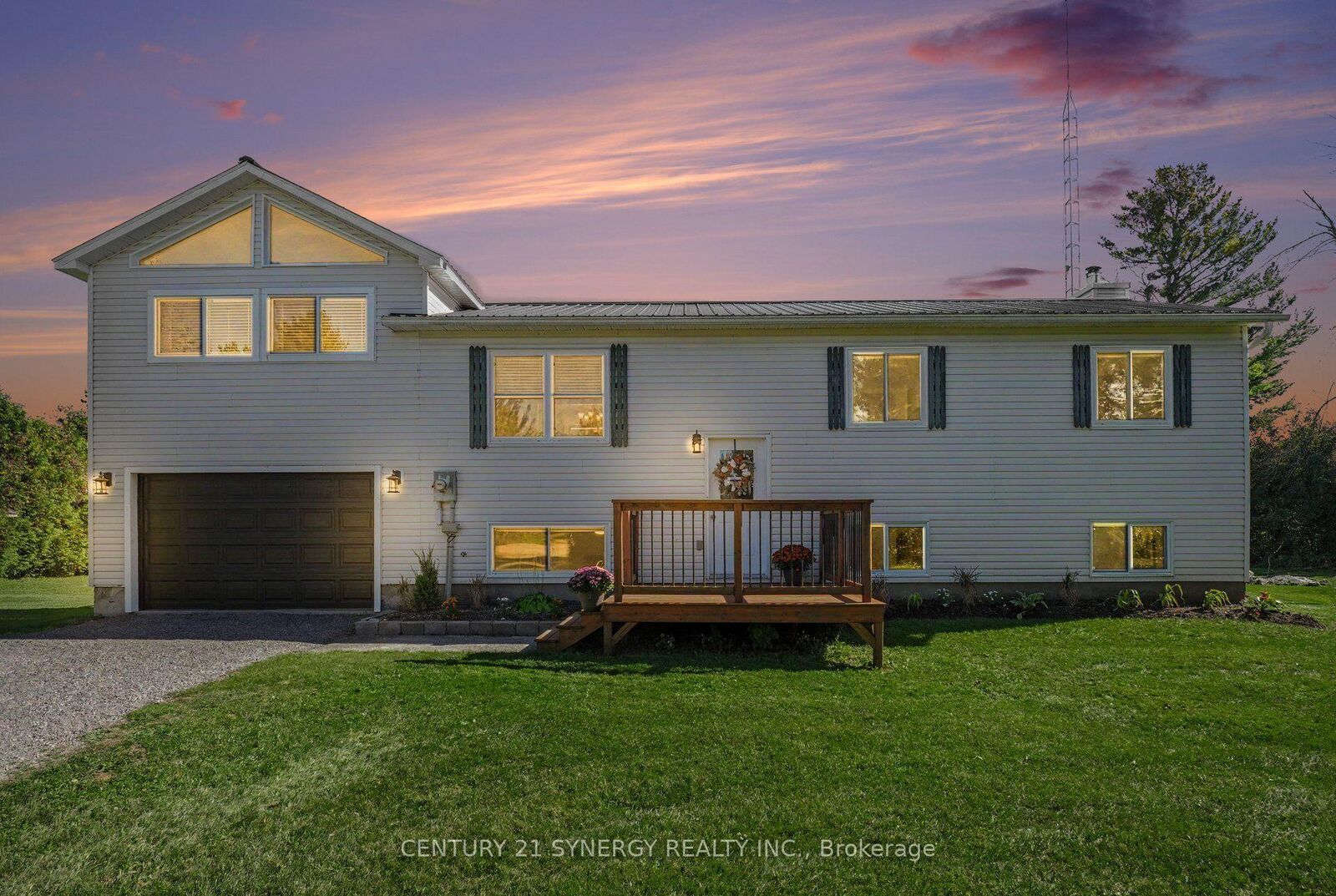Property Photo:  118 Weedmark Road  ON K0G 1N0 