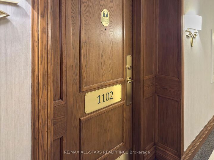 Photo de la propriété:  610 Bullock Drive 1102  ON L3R 0G1 