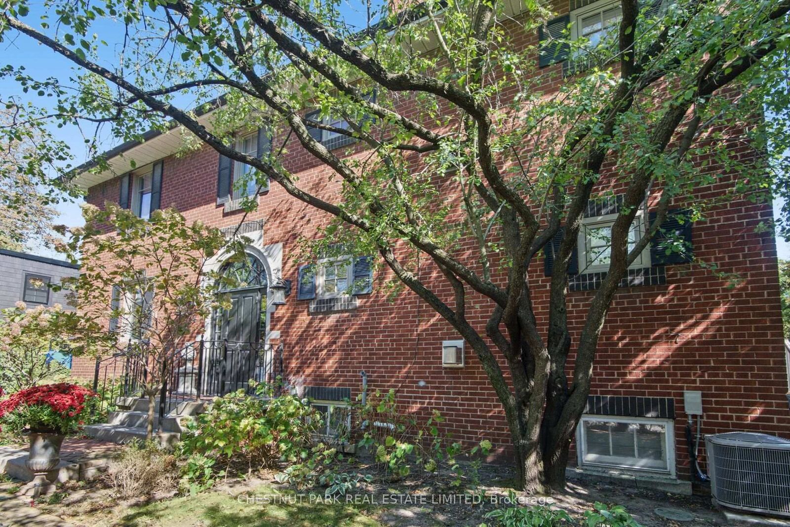 Property Photo: 44 Glen Echo Road Lower ON M4N 3E3