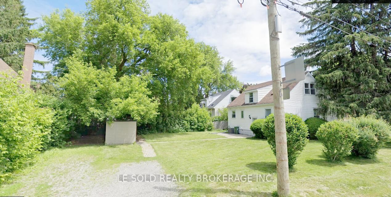 Property Photo:  112 Leland Street Bsmt Room #2  ON L8S 3A2 