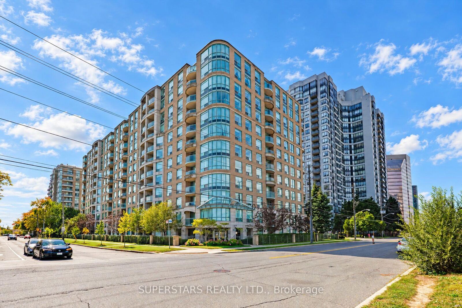 Property Photo:  28 Pemberton Avenue 1110  ON M2M 4L1 